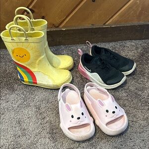 Toddler girls size 8 Nike sneakers, rain boots and slip ons bundle!